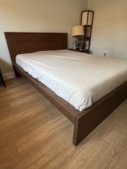 Queen Size Mattress and Bed Frame Set