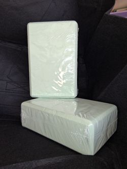 Yoga Blocks 9" x 6" x 3" Mint Green