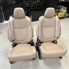 NEW TAKEOUTS TAN LEATHER BUCKET SEATS WITH SEATBELTS 