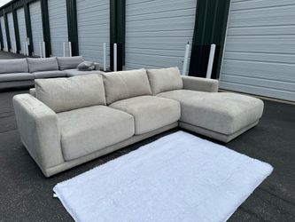 Walter E Smithe Sectional Free Delivery