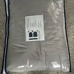 Brand new!!! queen Bed comforter jersey Knit 