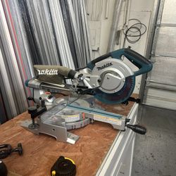 Makita 10” Sliding Miter Saw
