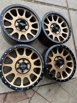 Set de 4 runes 20x9 offset 18mm pcd 6x139.7 finish method bronze face /matte black lip 108mm para Chevy gmc ram Toyota Nissan y mas de 6 birlos $1400
