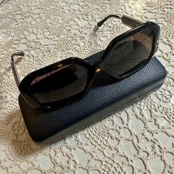 TORY BURCH SUNGLASSES