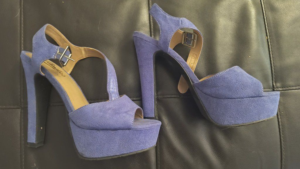Candies Blue / Purple Suede Heels 8.5