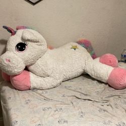 Giant Unicorn 