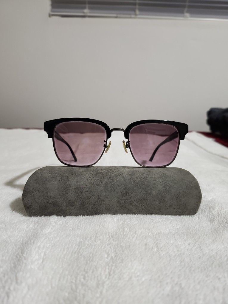 COACH Sunglass HC 8326 $60