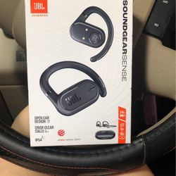 JBL Soundgear Sense Earbuds