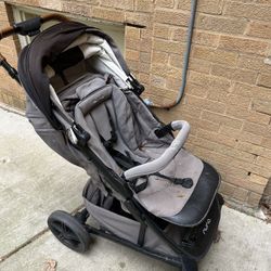 Nuna stroller 