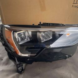 2019-2023 AUDI Q3 Right HEADLIGHT OEM