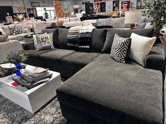 Customizable sectional! $1499 🚨📦 Any fabric & color!