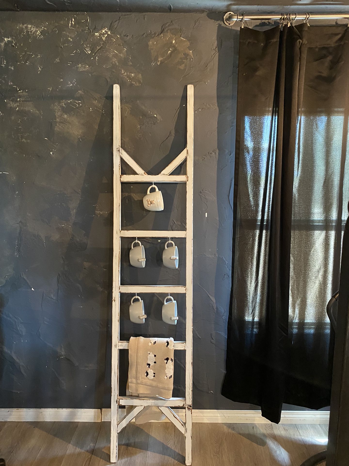 Farmhouse Ladder