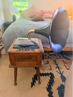 Vintage record player with gramophone