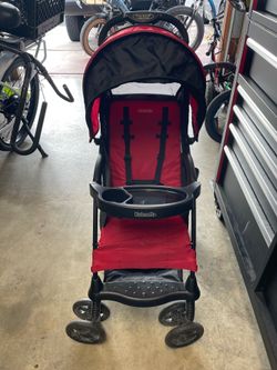 Kolcraft Cloud Plus lightweight umbrella stroller