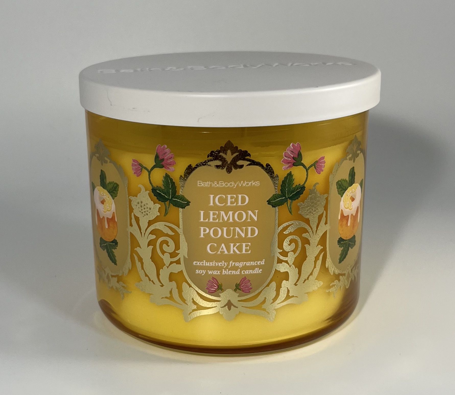 Bath & Body Works Iced Lemon Pound Cake 3-Wick Scented Candle 14.5oz NEW