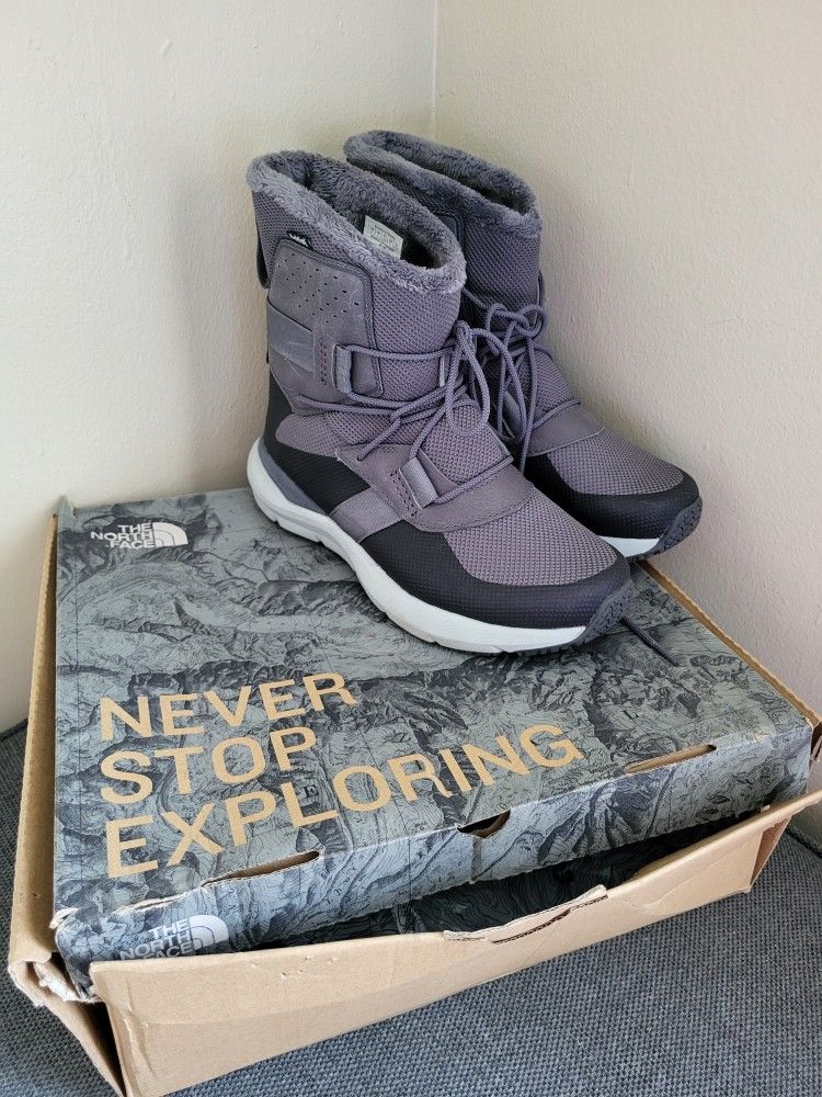 North Face Womens Boots Size 8