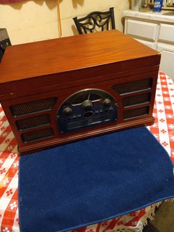 Crosby Stero Cabinet Player 