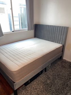 Bed full size perfect