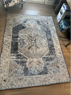 Modern Area Rug – Neutral Cream/Gray Pattern