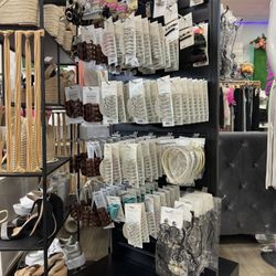 Stand With Accessories Included