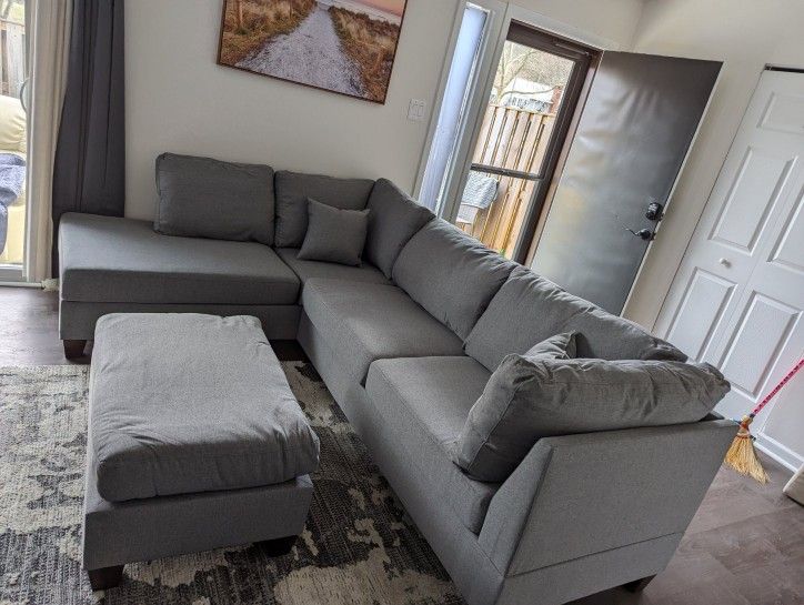 Brand New Grey Linen Sectional Sofa +Ottoman (New In Box) 