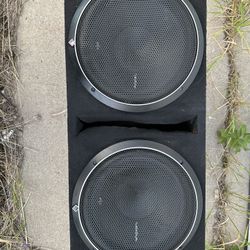 subwoofers and amp 