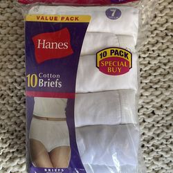 Brand new women briefs - Hanes