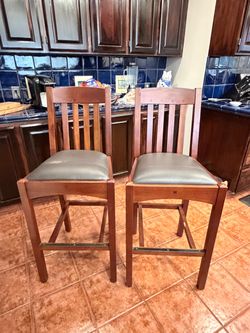 (2)- Barstools
