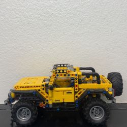 Lego Technic Jeep Wrangler Retired Set 42122