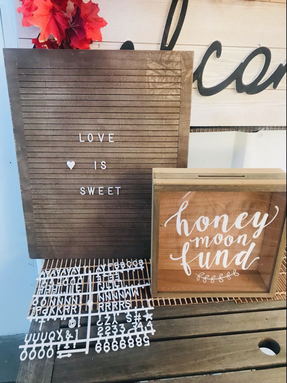 Honeymoon Fund And “Love Is Sweet” Board