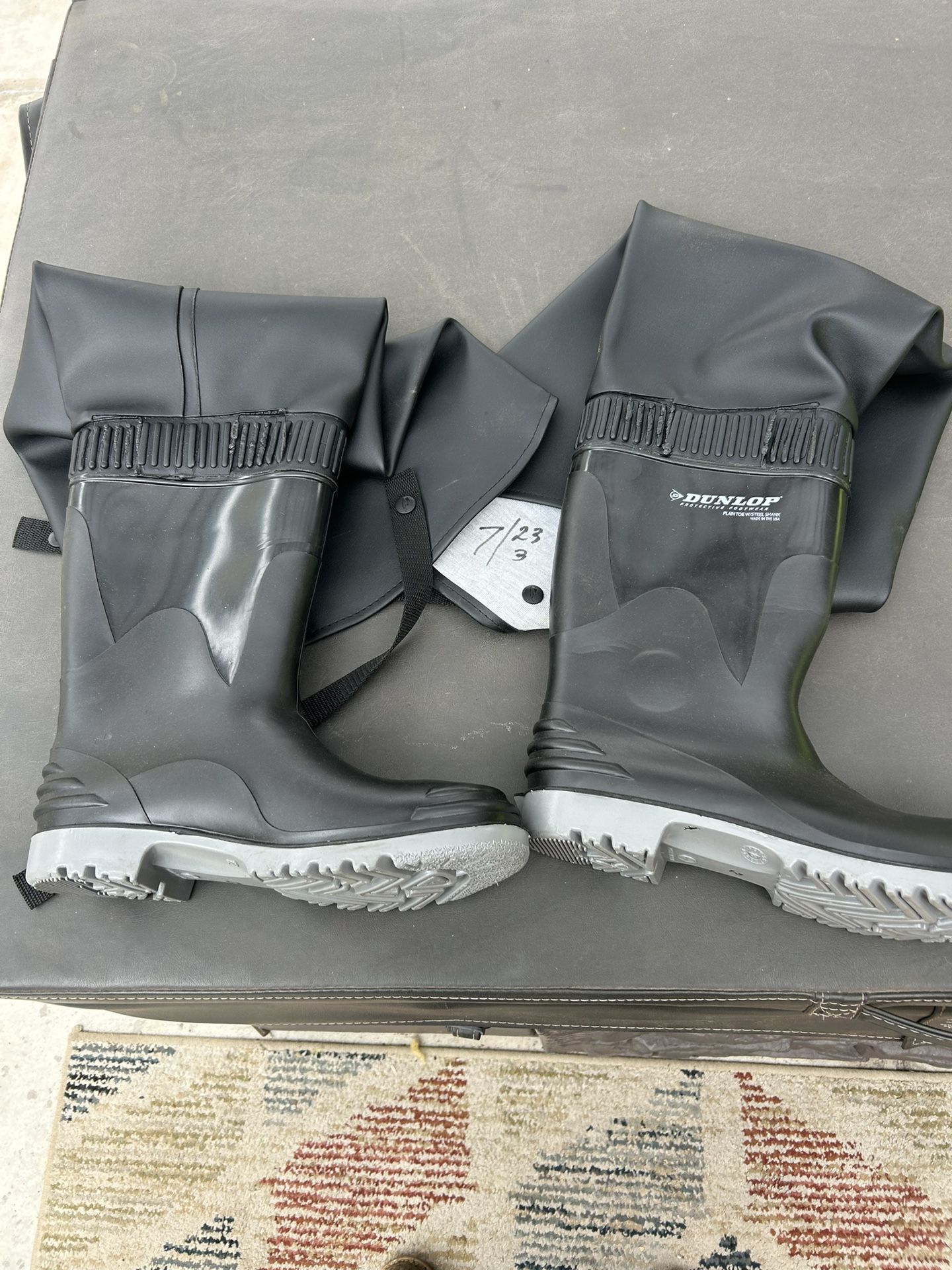 Rubber water, boots, work or play