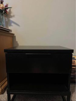 Black nightstands (2)