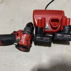 M12 Fuel Milwaukee Drill 