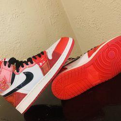 Air Jordan Retro 1 OG spider verse