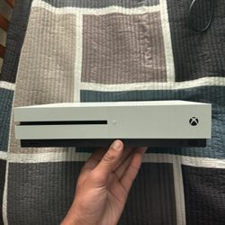 Xbox One S 1tb (read Description)