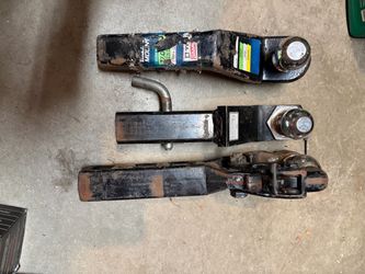Three ball trailer hitch