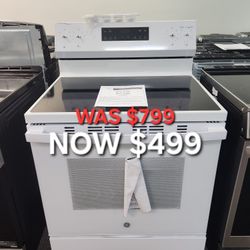 30 in. 4 Burner Element Free-Standing Electric Range
in White