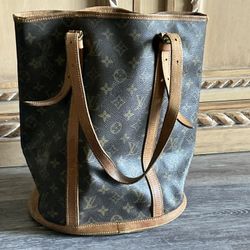 Louis Vuitton Bucket Bag