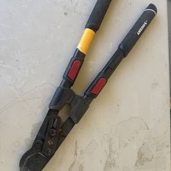 Husky 27” extendable pruners