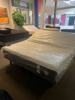 🔥Tempur luxe breeze soft king adjustable set $1999🔥