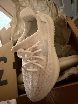 Yeezy boost 350 v2 bone