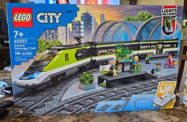 LEGO City 60337 Express Passenger Train Powered Up New!