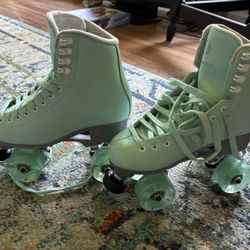 Jackson Women’s Size 7 Roller Skates 