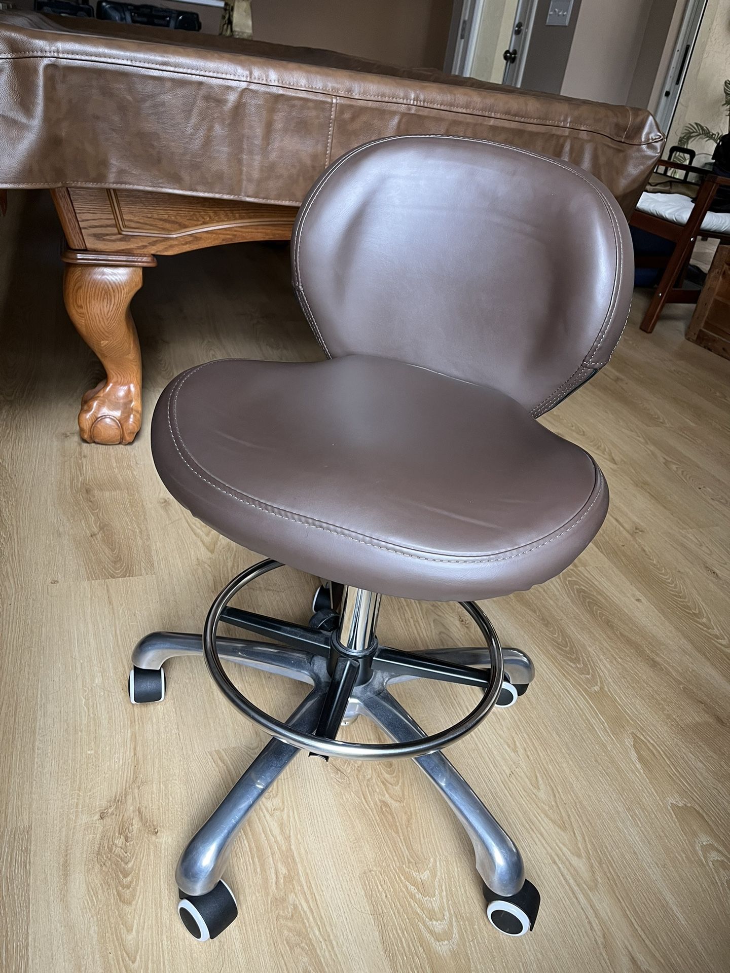 Kaleurrier Office Chair - Dark Brown