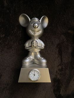 1990 Chrome Mickey Mouse Clock Figurine