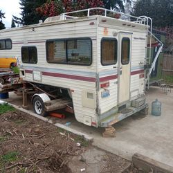 10' Alpine Wilderness Camper