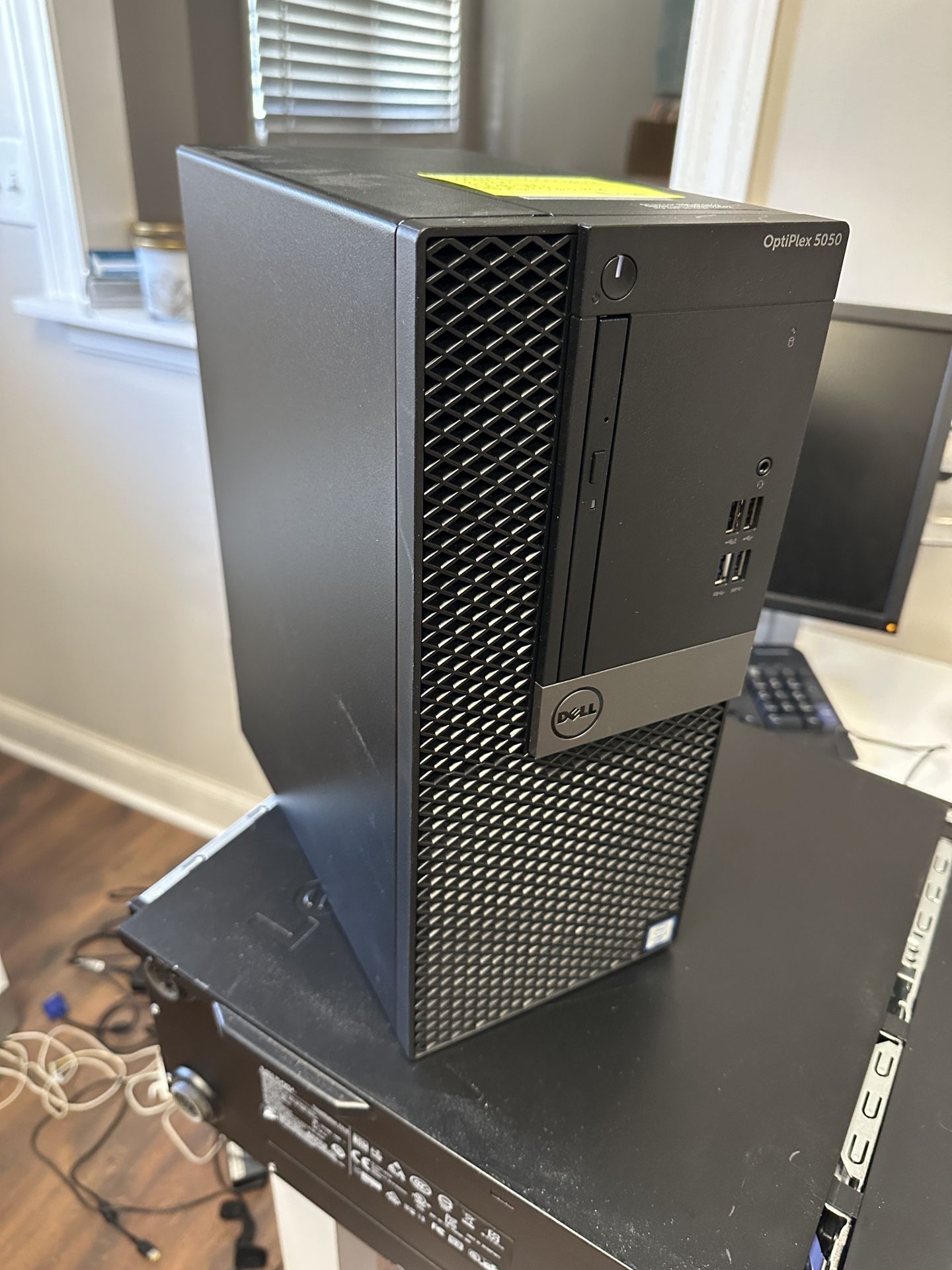 Dell OptiPlex 5050 Mini Tower Quad Core i5 6600 8gb RAM