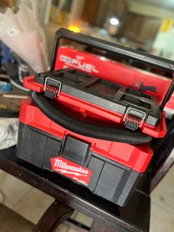Milwaukee Fuel M18 Packout Vacuum 2.5 Gallon