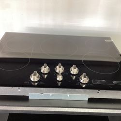 30" Smoothtop Electric Cooktop