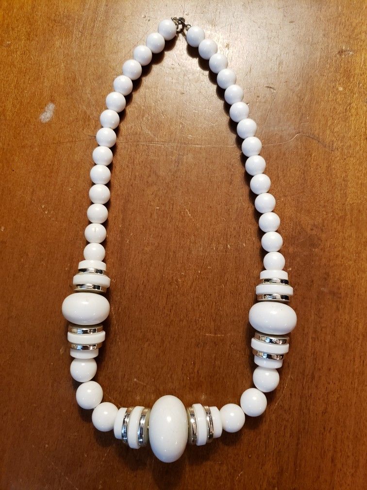 White Bead Necklace With Silver Accents 19inch